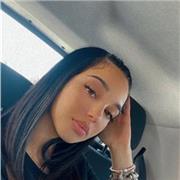 Studentessa terzo hanno liceo offre lezioni di spagnolo